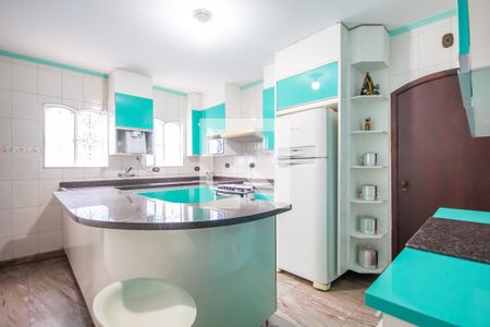 Casa para alugar com 948m², 4 quartos e 6 vagas Casa para alugar com 948m², 4 quartos e 6 vagasCozinha