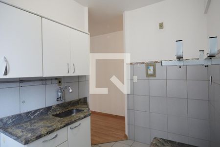 Cozinha de apartamento à venda com 1 quarto, 50m² em Floresta, Belo Horizonte