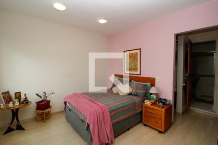 Apartamento à venda com 202m², 4 quartos e 2 vagasQuarto 4