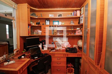 Apartamento à venda com 202m², 4 quartos e 2 vagasEscritório