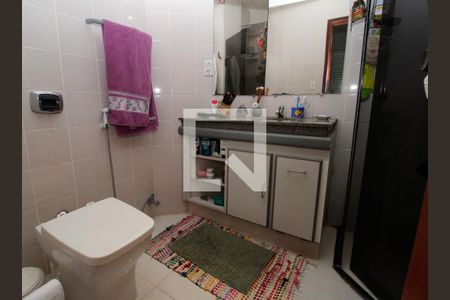 Apartamento à venda com 202m², 4 quartos e 2 vagasBanheiro do Quarto 2
