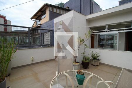 Apartamento à venda com 202m², 4 quartos e 2 vagasÁrea Externa