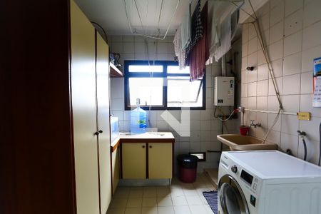Apartamento à venda com 193m², 4 quartos e 4 vagasÁrea de Serviço