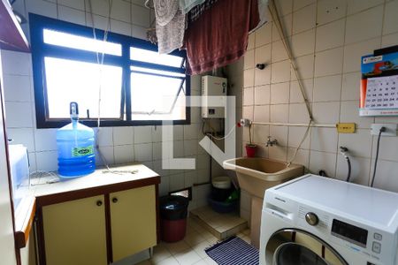 Apartamento à venda com 193m², 4 quartos e 4 vagasÁrea de Serviço