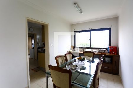 Apartamento à venda com 193m², 4 quartos e 4 vagasCopa