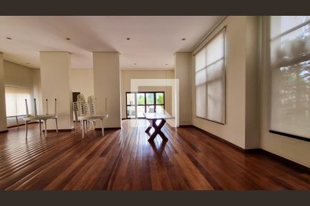Apartamento à venda com 193m², 4 quartos e 4 vagasÁrea comum - Salão de festas