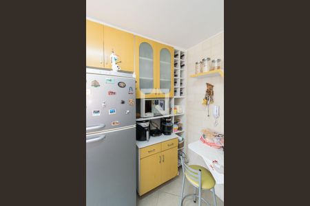 Apartamento à venda com 78m², 2 quartos e 1 vagaCozinha - Armários