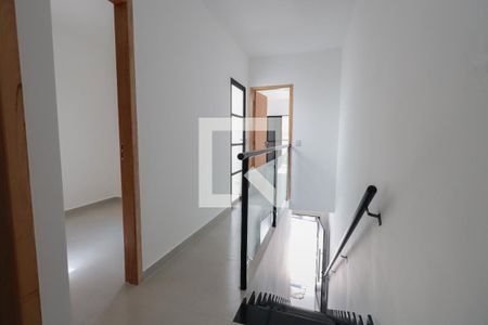 Casa à venda com 106m², 3 quartos e 2 vagasEscada