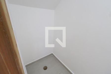 Casa à venda com 106m², 3 quartos e 2 vagasLavabo