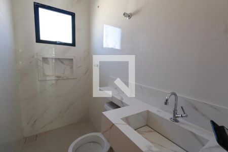 Casa à venda com 106m², 3 quartos e 2 vagasBanheiro Social