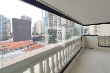 Apartamento à venda com 257m², 3 quartos e 4 vagasVaranda da Sala