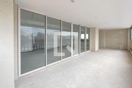 Apartamento à venda com 257m², 3 quartos e 4 vagasVaranda da Sala