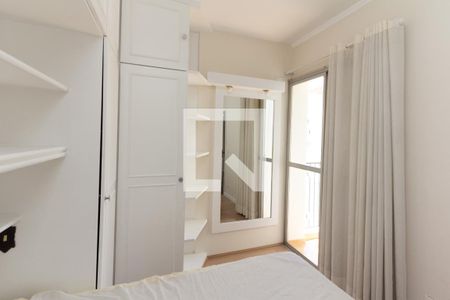 Quarto 1 de apartamento para alugar com 2 quartos, 57m² em Vila Olímpia, São Paulo