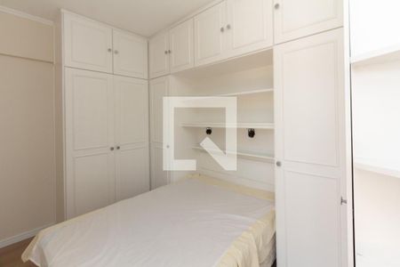 Quarto 1 de apartamento para alugar com 2 quartos, 57m² em Vila Olímpia, São Paulo