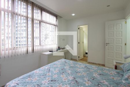 Apartamento à venda com 194m², 4 quartos e 2 vagasQuarto 2 suíte
