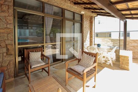 Apartamento à venda com 194m², 4 quartos e 2 vagasVaranda