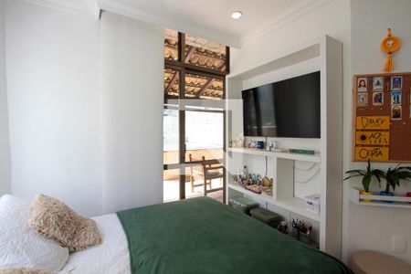 Apartamento à venda com 194m², 4 quartos e 2 vagasQuarto 4