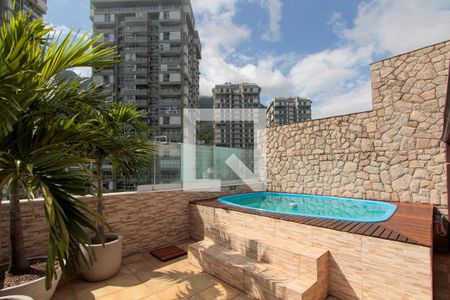 Apartamento à venda com 194m², 4 quartos e 2 vagasVaranda