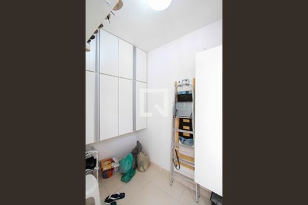 Apartamento à venda com 194m², 4 quartos e 2 vagasQuarto de Serviço