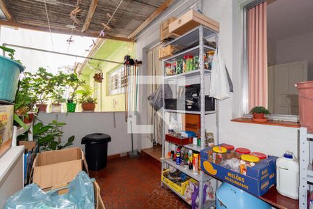 Casa à venda com 307m², 2 quartos e 2 vagasÁrea de Serviço