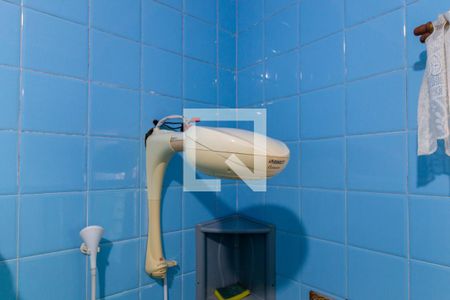 Casa à venda com 307m², 2 quartos e 2 vagasBanheiro