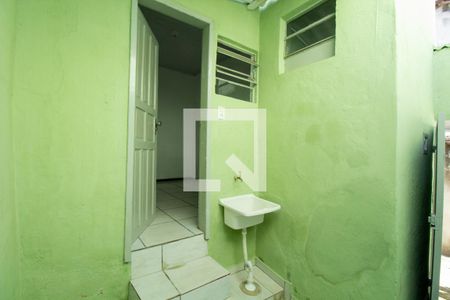 Casa para alugar com 30m², 1 quarto e sem vagaÁrea de Serviço