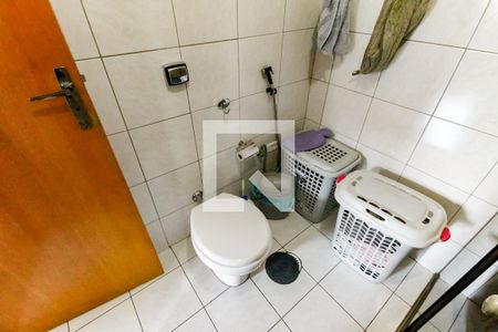 Apartamento à venda com 74m², 2 quartos e 1 vagaBanheiro