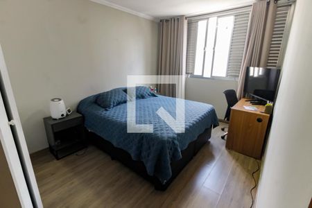 Apartamento à venda com 74m², 2 quartos e 1 vagaQuarto 2