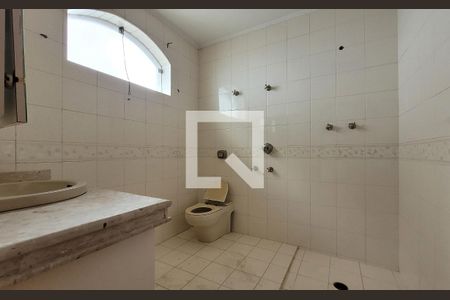 Casa para alugar com 98m², 2 quartos e 2 vagasBanheiro da suíte 2