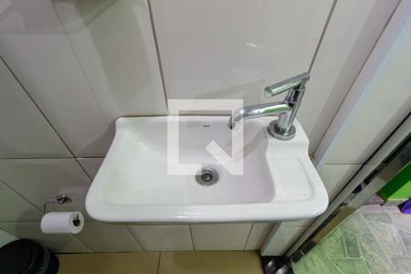 Casa à venda com 250m², 4 quartos e 2 vagasBanheiro de Serviço