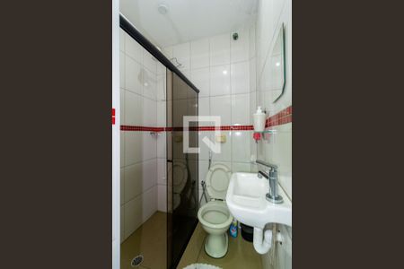 Casa à venda com 250m², 4 quartos e 2 vagasBanheiro de Serviço