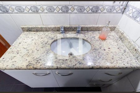 Casa à venda com 250m², 4 quartos e 2 vagasBanheiro