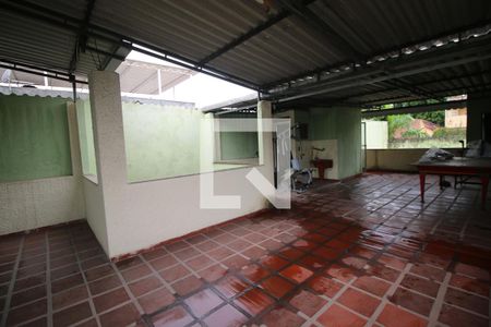Casa à venda com 256m², 3 quartos e 2 vagasTerraço