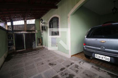 Casa à venda com 256m², 3 quartos e 2 vagasGaragem