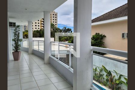 Casa à venda com 688m², 4 quartos e 3 vagasVaranda do Quarto 1