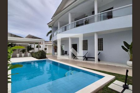Casa à venda com 688m², 4 quartos e 3 vagasÁrea Externa