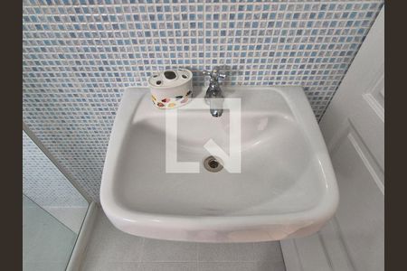 Casa à venda com 688m², 4 quartos e 3 vagasBanheiro do Quarto 3