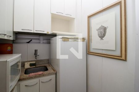 Cozinha de apartamento para alugar com 1 quarto, 50m² em Centro, Belo Horizonte