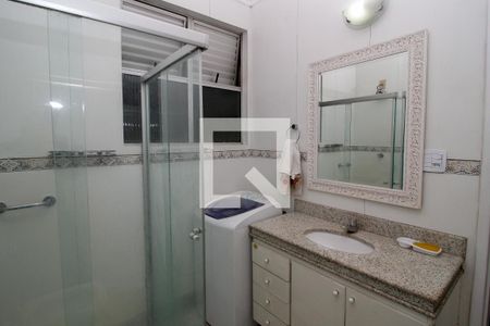 Banheiro de apartamento para alugar com 1 quarto, 50m² em Centro, Belo Horizonte