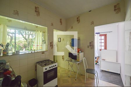 Casa à venda com 206m², 3 quartos e 5 vagasCozinha 2