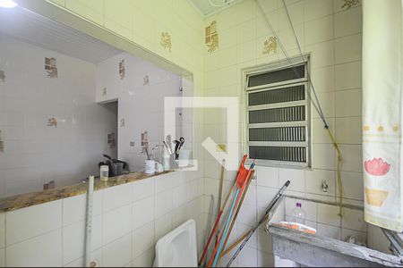 Casa à venda com 206m², 3 quartos e 5 vagasÁrea de Serviço 2