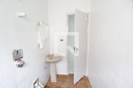 Casa para alugar com 350m², 7 quartos e 5 vagasBanheiro 1