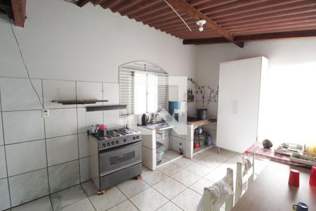 Casa para alugar com 350m², 7 quartos e 5 vagasCozinha