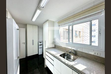 Apartamento à venda com 3 quartos, 286m² em Bela Vista, São Paulo