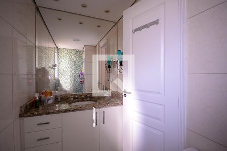 Apartamento à venda com 70m², 3 quartos e 1 vaga Apartamento à venda com 70m², 3 quartos e 1 vagaBanheiro Quarto 2