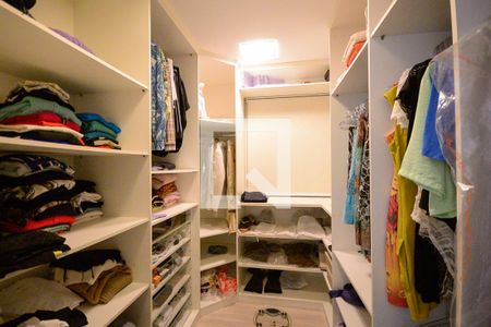 Apartamento à venda com 70m², 3 quartos e 1 vaga Apartamento à venda com 70m², 3 quartos e 1 vagaQuarto 2 - Closset