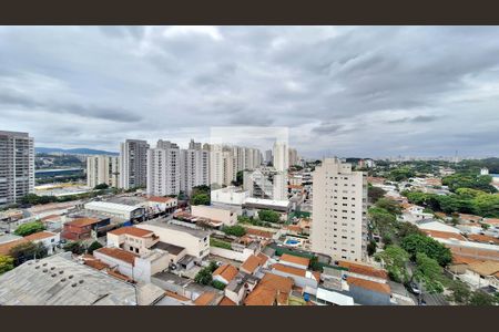 Apartamento à venda com 175m², 3 quartos e 4 vagas Apartamento à venda com 175m², 3 quartos e 4 vagasVista da Suíte 1