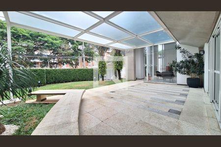 Apartamento à venda com 175m², 3 quartos e 4 vagas Apartamento à venda com 175m², 3 quartos e 4 vagasÁrea comum