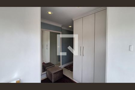 Apartamento à venda com 175m², 3 quartos e 4 vagas Apartamento à venda com 175m², 3 quartos e 4 vagasCloset da suíte 3