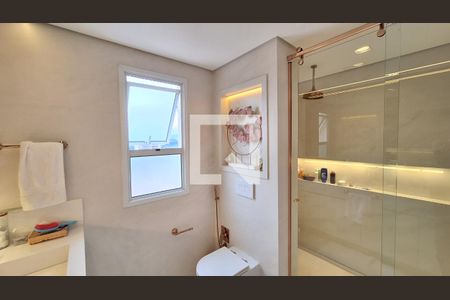 Apartamento à venda com 175m², 3 quartos e 4 vagas Apartamento à venda com 175m², 3 quartos e 4 vagasBanheiro da Suíte 3